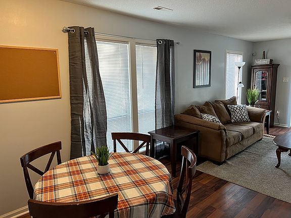 2nd image of 2905 Sugarwood Pl #B