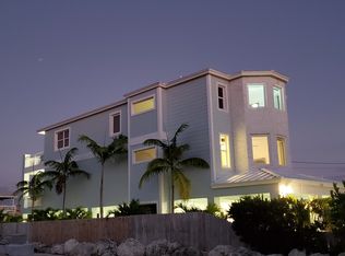 705 Grouper Ln, Key Largo, FL 33037