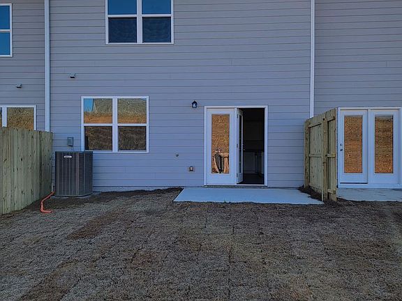 5th image of 137 Indon Dr