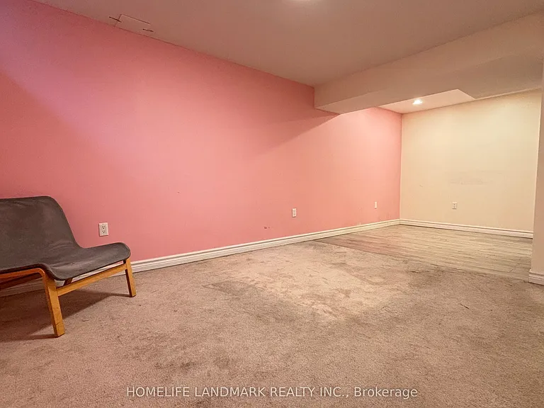 403 Keats Way #2 — Photo 20