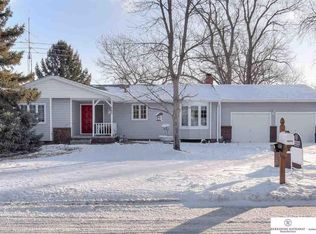 703 Waterloo Dr, Waterloo, NE 68069