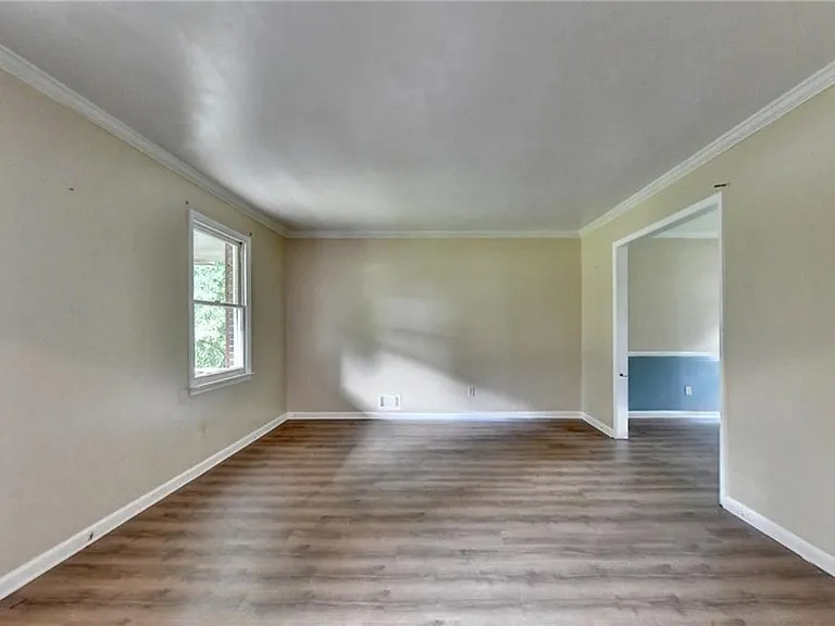 268 Allen Ct SW — Photo 6