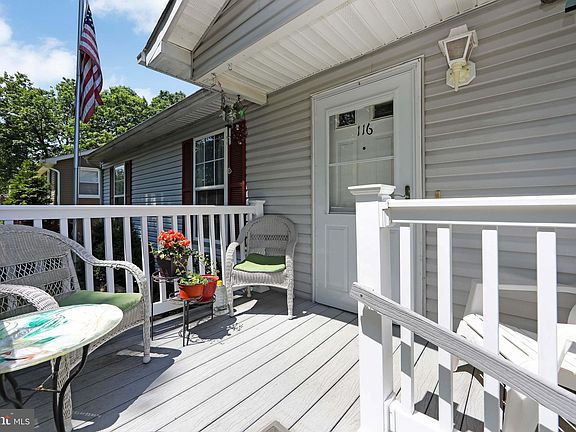 4th image of 116 Tulip St