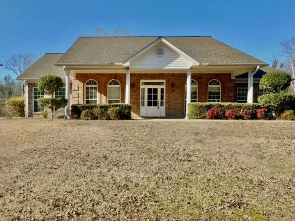 141 Lake Vlg, Saltillo, MS 38866