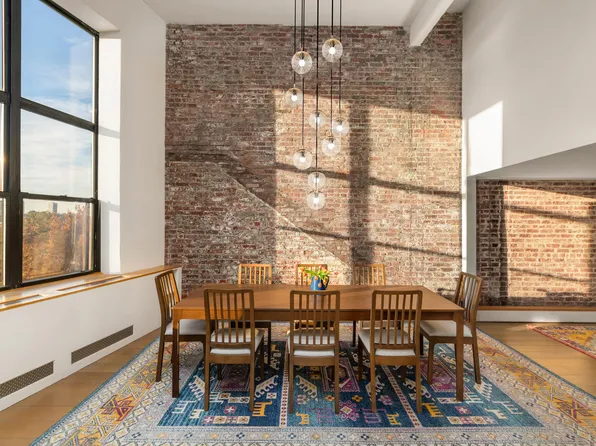 377 West 11th Street 3G image 3 of 13