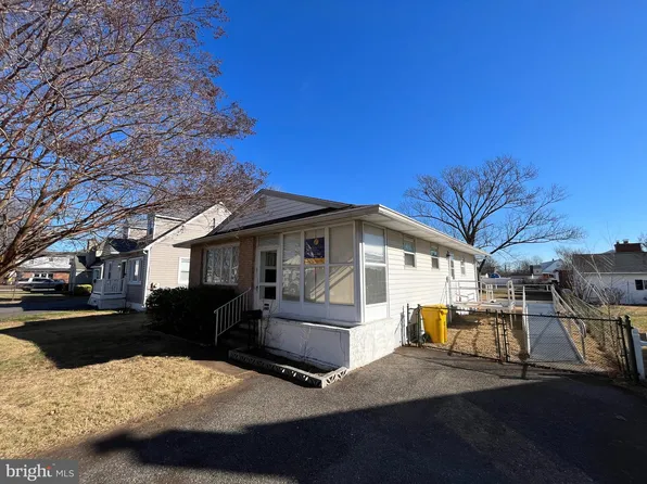 147 Riviera Dr, Pasadena, MD 21122