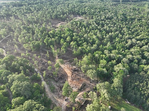 4th image of Ruby Centerpoint Rd