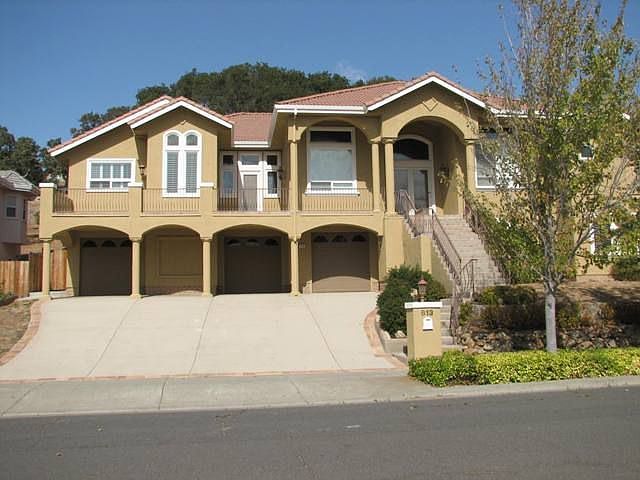 1st image of 813 Emerald Bay Dr