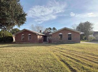 4715 Cartwright St, Beaumont, TX 77707