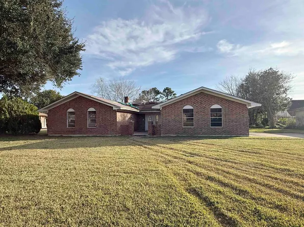 4715 Cartwright St, Beaumont, TX 77707