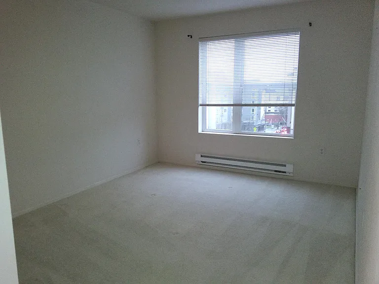 4343 Roosevelt Way NE #402 — Photo 11