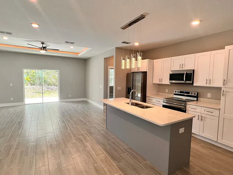 265 Hyacinth Ct — Photo 6