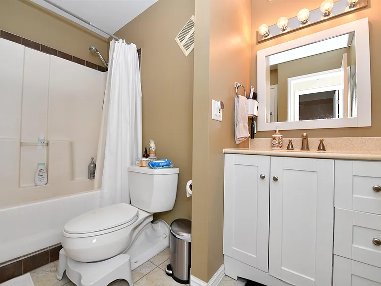 125 SW Jefferson Ave #W6B — Photo 11