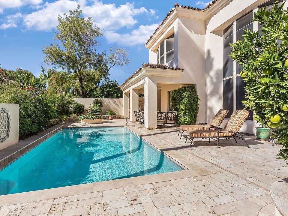 7600 Private Southern Exposure Pool