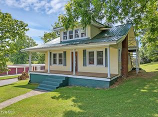 102 Village Dr, Greeneville, TN 37745