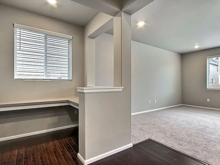 3137 Gladiator St NE — Photo 5