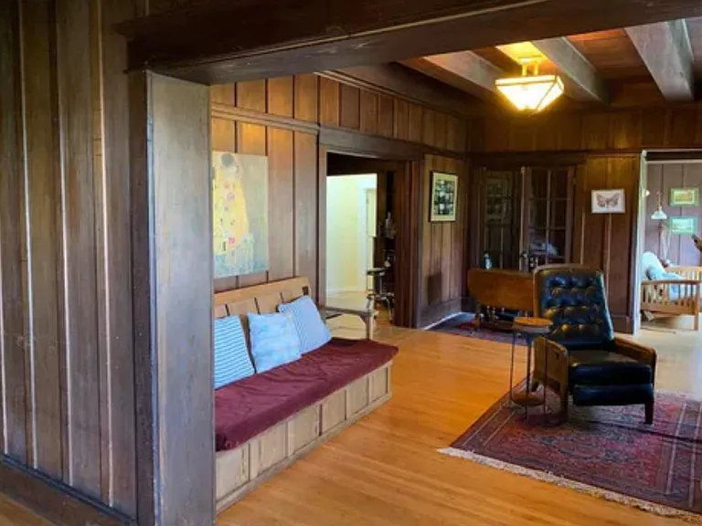 2702 Virginia St — Photo 16