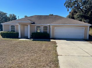 16 Oak Cir, Ocala, FL 34472