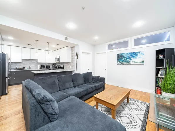 516 Monroe Street image 7 of 13