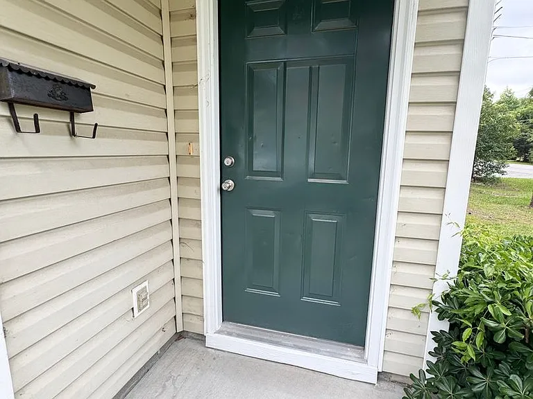 1100 Pine St #A — Photo 3