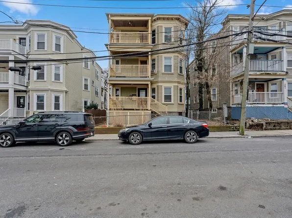 385 Centre St #1, Dorchester, MA 02122