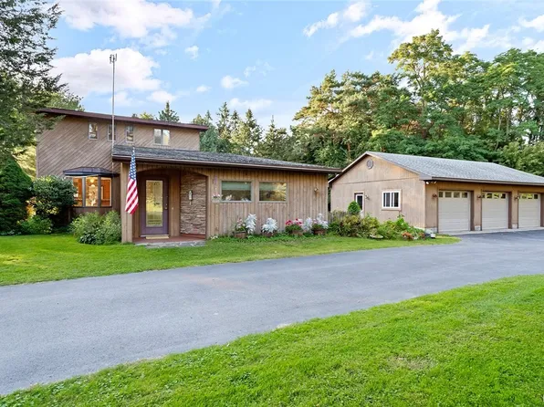 792 County Route 5, Pulaski, NY 13142