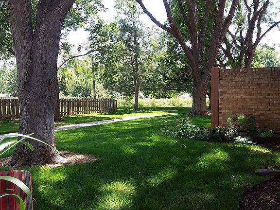 Private back yard/patio.