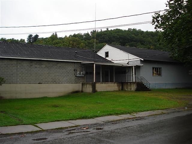 1st image of 87 Fox St