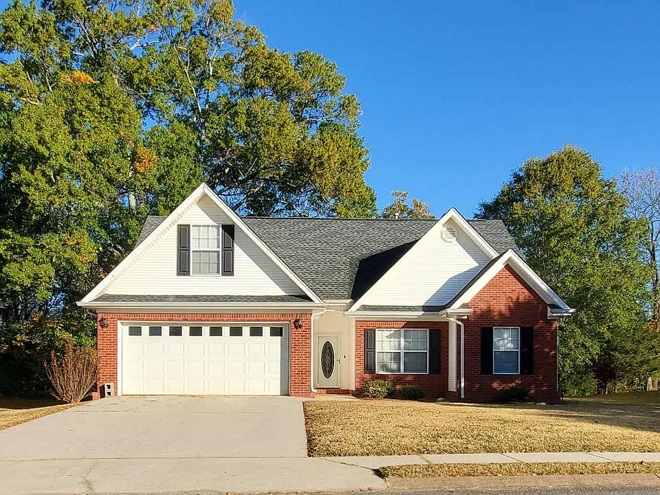 2707 Derby Downs Dr