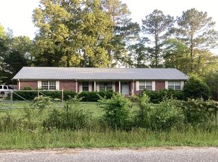 609 Pineview Rd, Clanton, AL 35045
