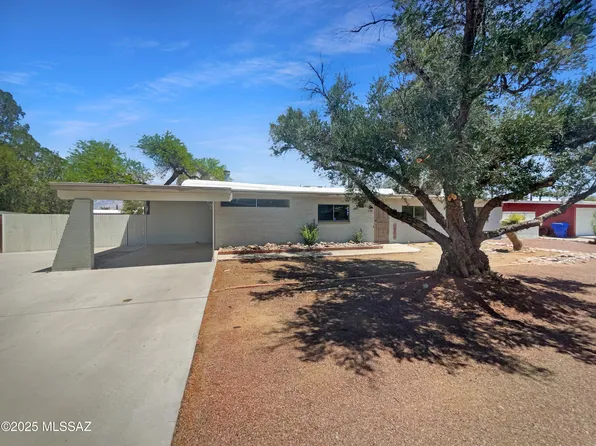 7051 E Rosewood St, Tucson, AZ 85710
