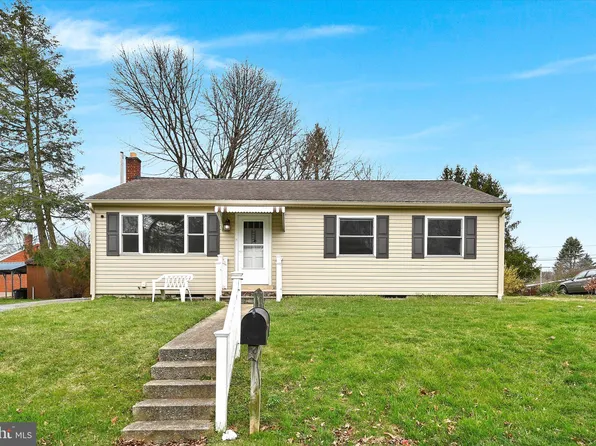 204 Eastwood Dr, Harrisburg, PA 17109