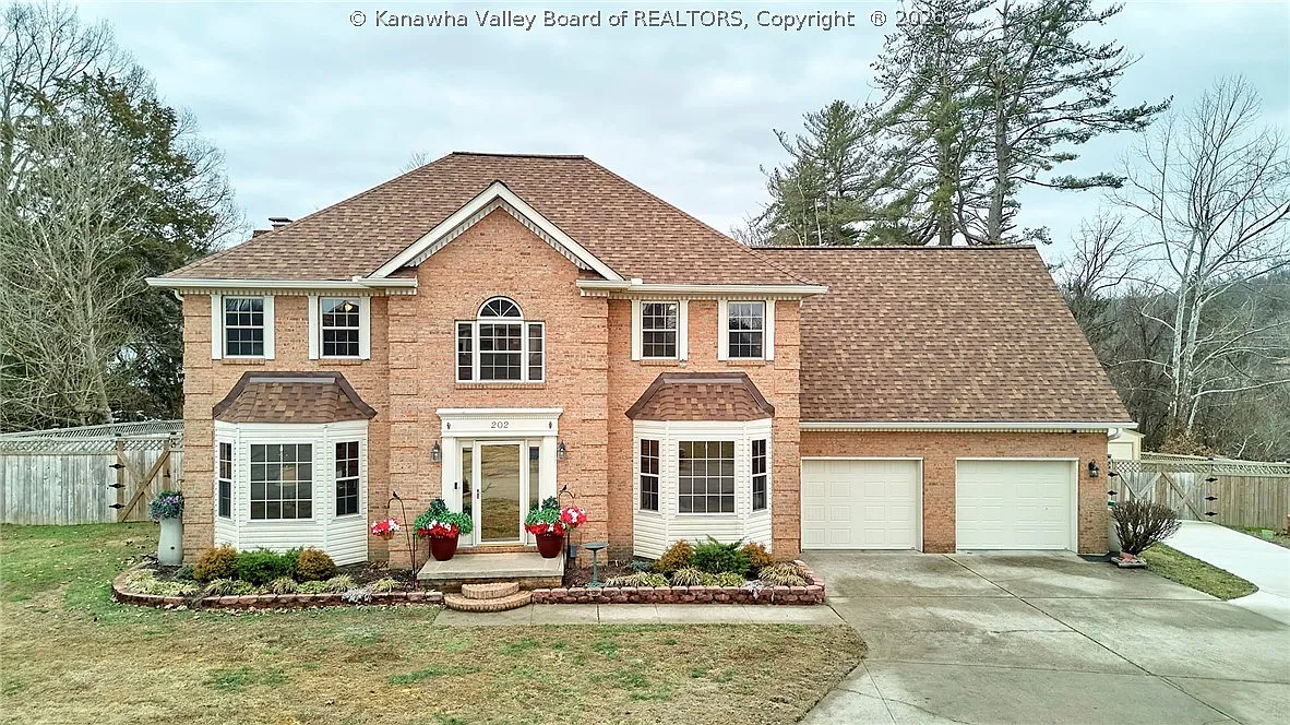 202 Pleasant View Dr photo 1