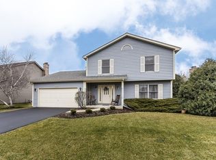 2651 Cheshire Dr, Aurora, IL 60504