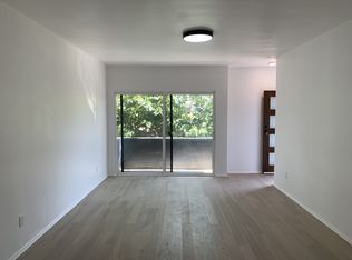 4825 W 18th St, Los Angeles, CA 90019