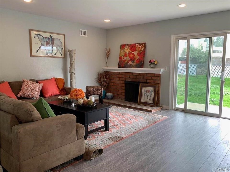 1st image of 5138 N Banna Ave