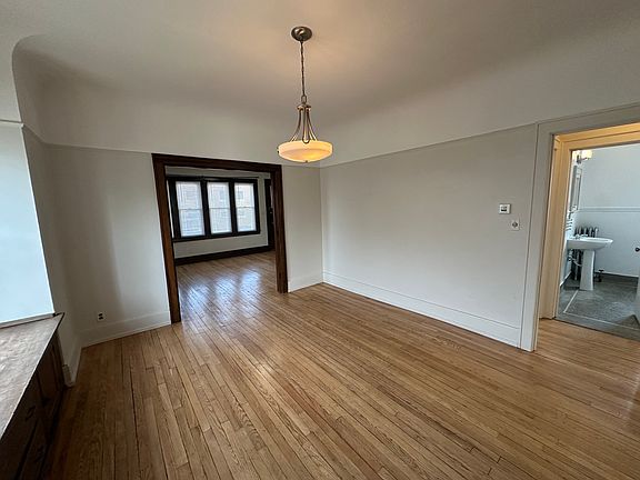 5th image of 808 E Eleven Mile Rd #1