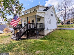83 State St, Everett, PA 15537