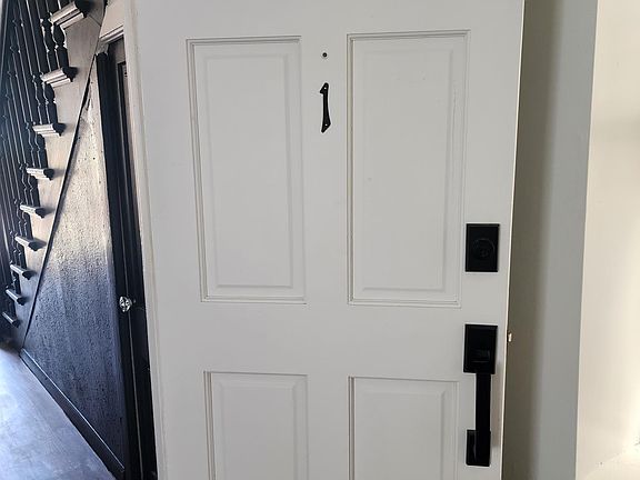 5th image of 115 Seneca St #1