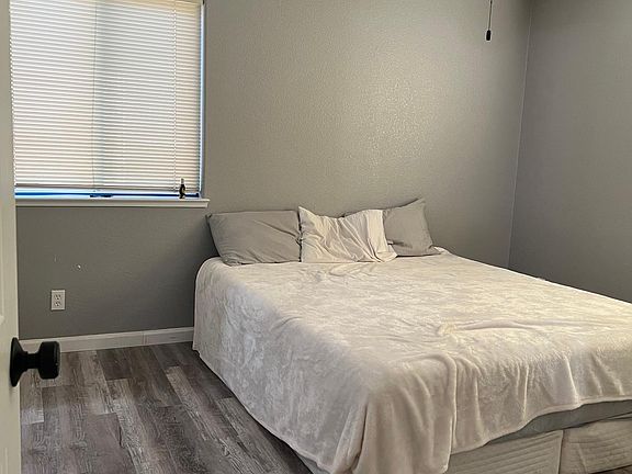 5th image of 2029 Shasta Dr #1