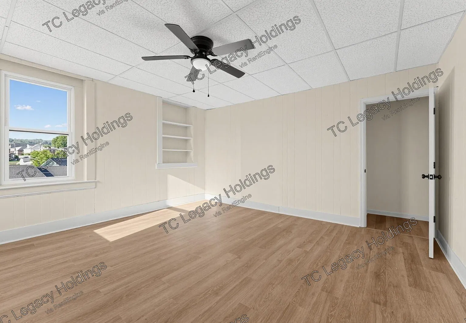 4 bed, 2.0 bath, 2144 sqft, $1,600 — Photo 4