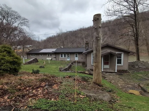 113 Wheeler Ln, Latrobe, PA 15650