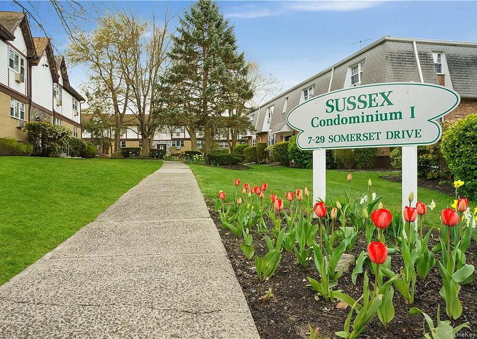 1st image of 27 Somerset Dr APT 13L