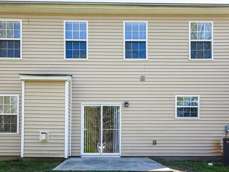 5104 Abercromby St — Photo 17