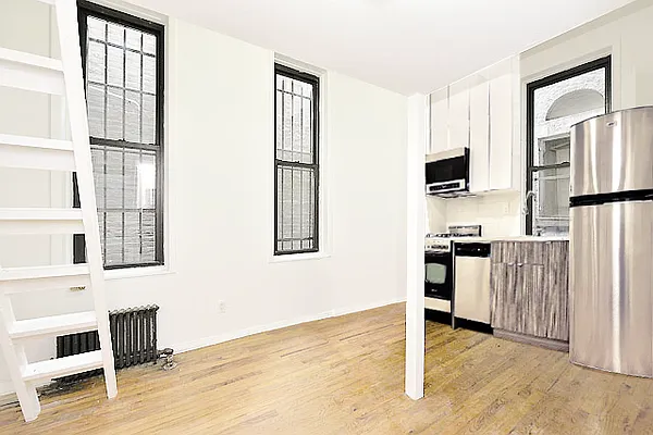 Rented by Buchbinder & Warren | media 1