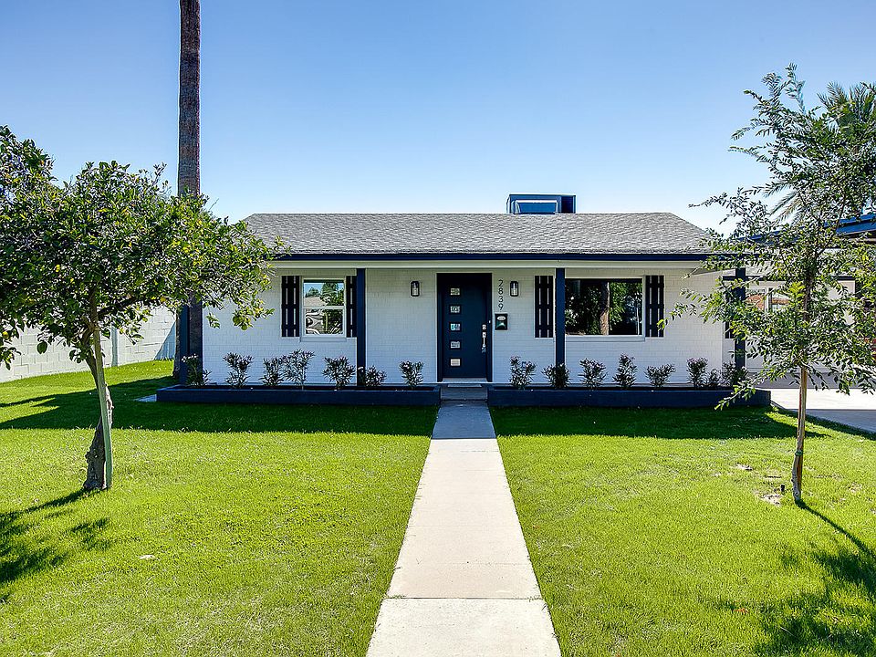 1st image of 2839 E Avalon Dr
