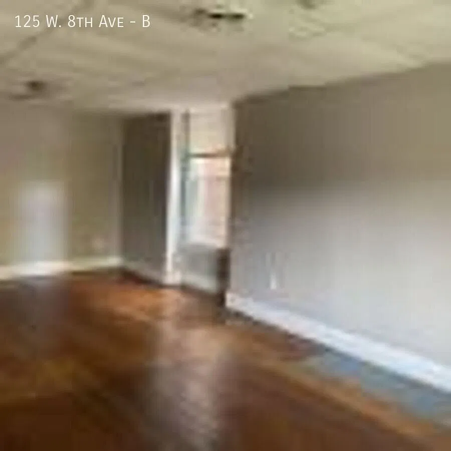 125 W 8th Ave — Photo 2