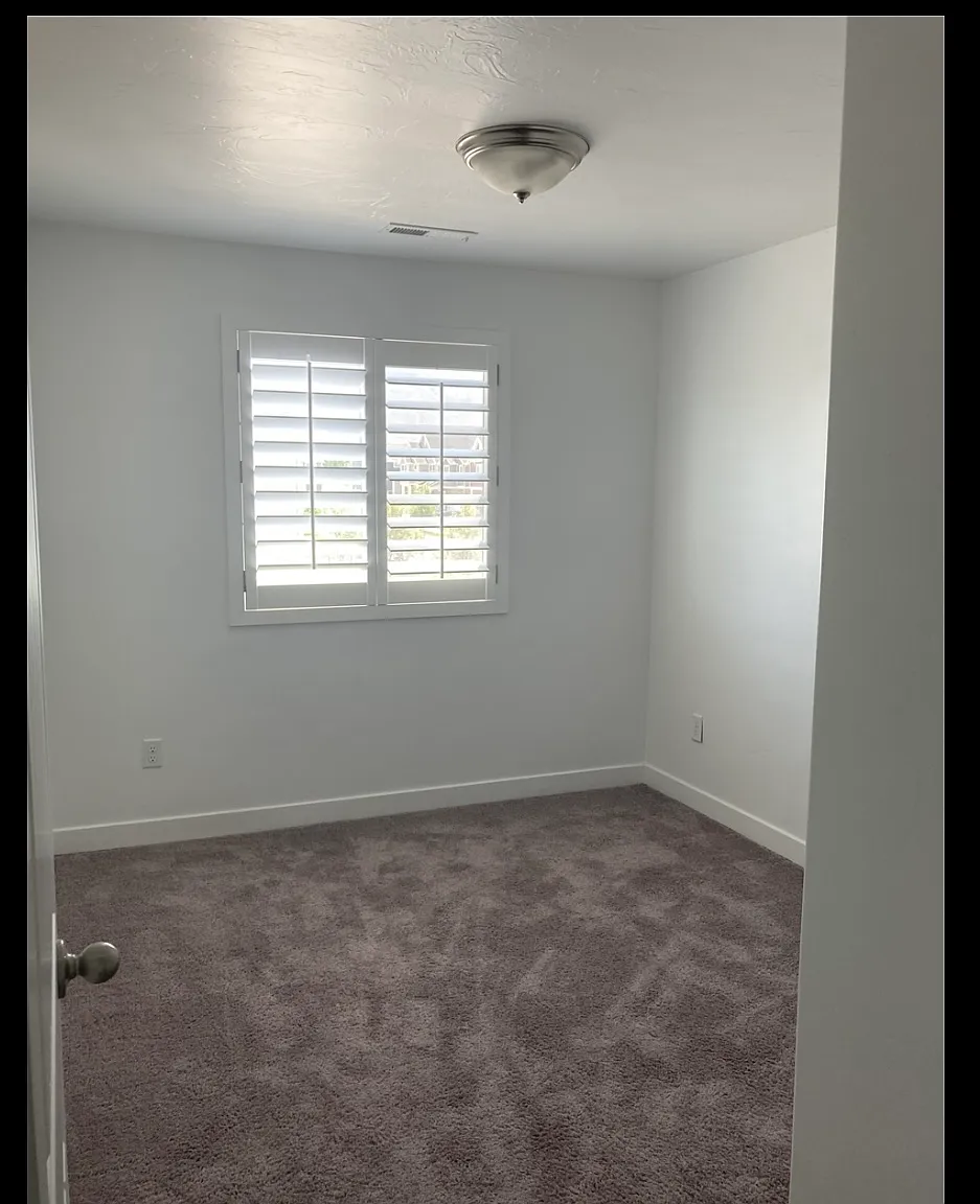 3 bed, 1400 sqft, $1,895 — Photo 3