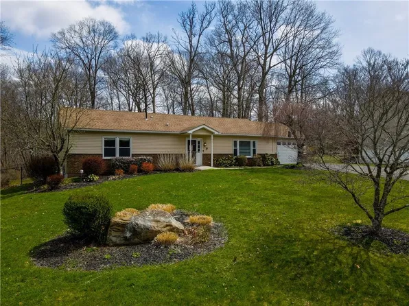 21 Maine Drive, Newburgh, NY 12550