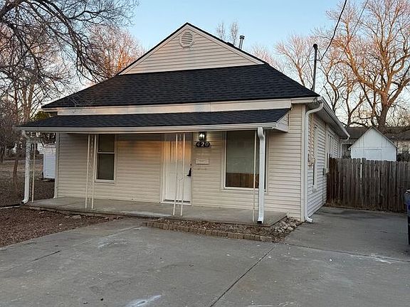 3rd image of 420 N Blake St